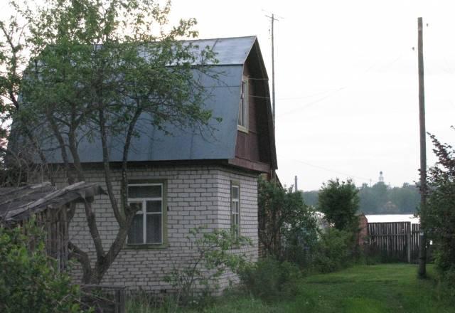 Дом(дача)кирпич45м2,5соток,свет,вода,два озера в с Москва