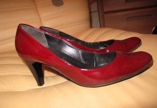 5 пар туфель 38 размера (италия. германия) Москва