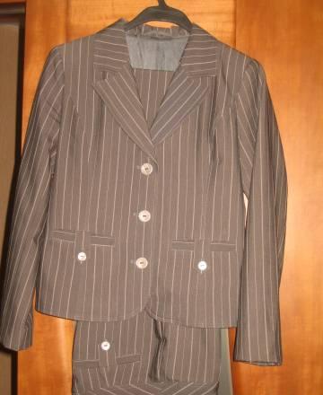 Школьный костюм для девочки 152/158 см Санкт-Петербург