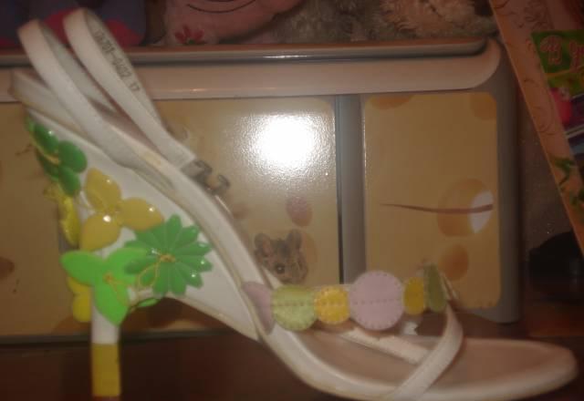 Босоножки Москва