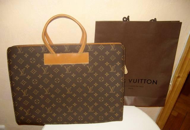 Новенький портфель louis vuitton Москва