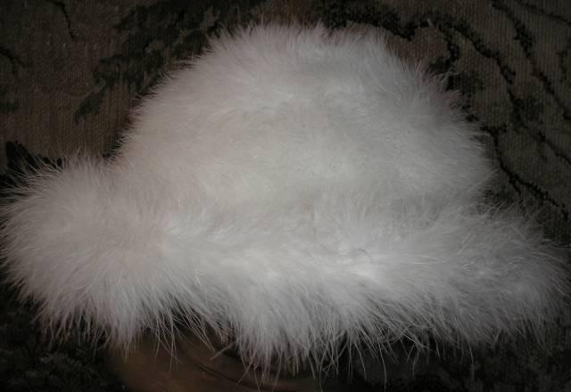 Шляпа из лебяжьего пуха 900р Москва