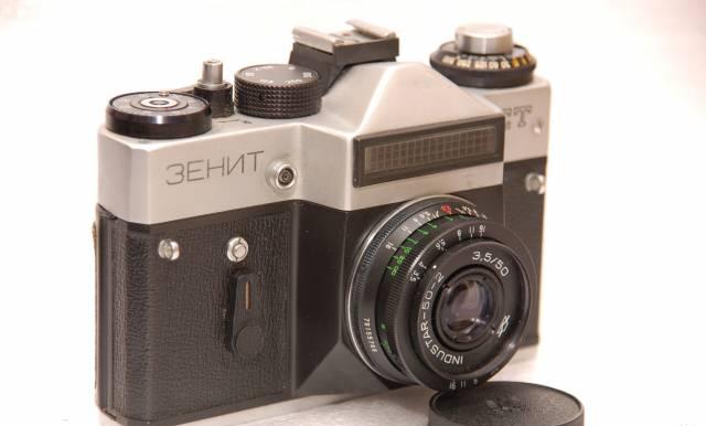 "Зенит-ЕТ" с Индустаром-50(3,5/50),очень мало б/у Москва