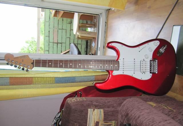 Fender Stratocaster Москва