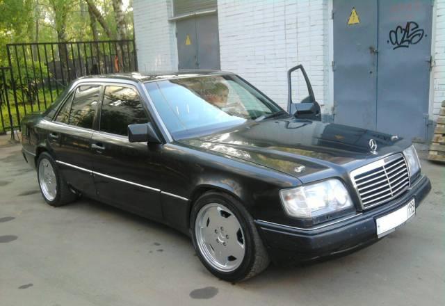 Mercedes E-klasse, 1992 Москва