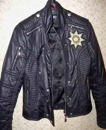 Черная куртка Москва