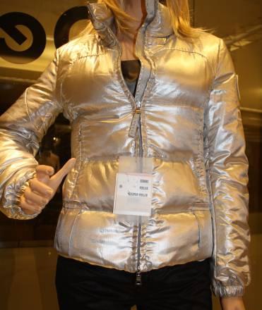 Куртка "Prada", новая, оригинал, размер 38,40,44 Москва