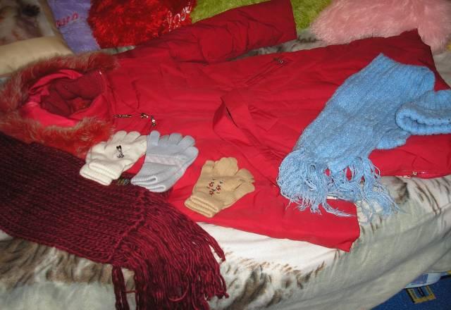 Пакет-пуховик,шапка,шарфы,перчатки Москва