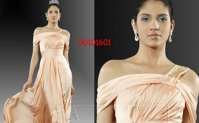 Продаю дизайнерское новое вечернее платье Москва