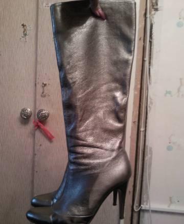 Серебряные женские сапоги Москва