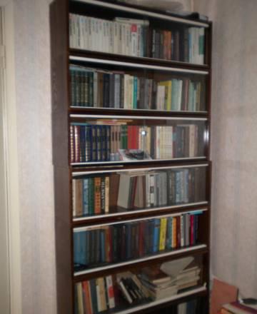 Книжные полки Санкт-Петербург