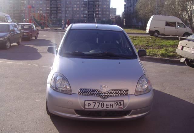 Toyota Yaris Санкт-Петербург