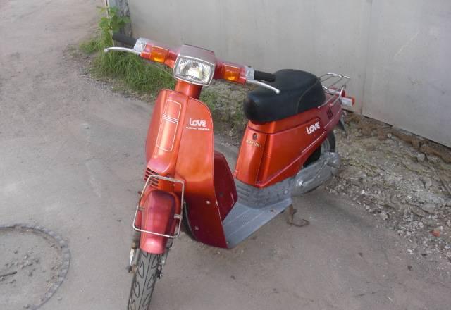 Suzuki Love 50 простой японский скут Москва