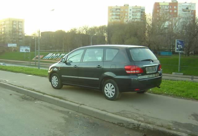 Toyota avensis verso.7 мест.2лTD.Без рф Москва