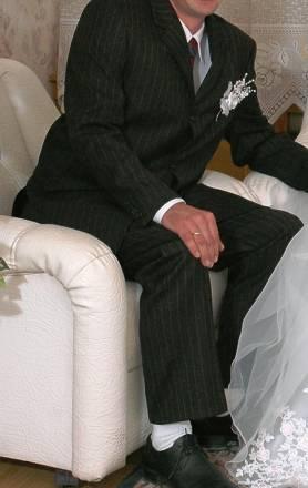 Красивый мужской костюм на выпускной, свадьбу Новосибирск