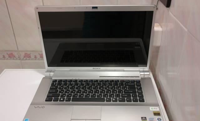 Супер - ноут Sony vaio VGN-FW235J, 16.4 д Москва