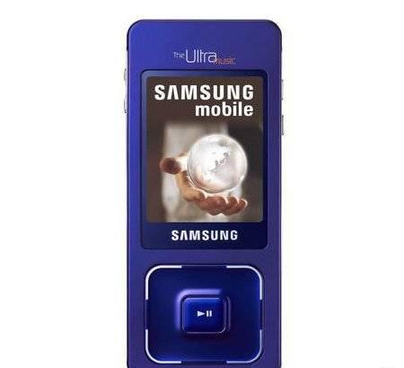 Мобильный телефон Samsung F300 Москва
