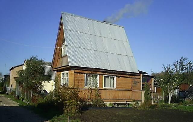 Дачный участок с летним домом Москва
