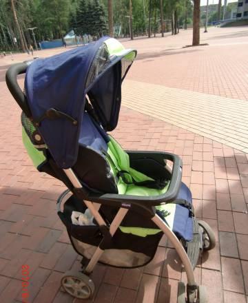Прогулочная коляска Chicco Simplicity Top Москва