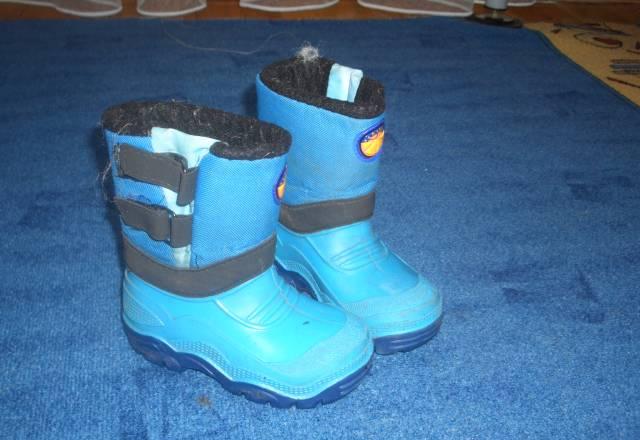 Продам резиновые сапожки, р24 Москва