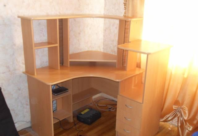 Компьютерный стол Москва