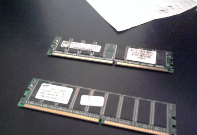 Планки памяти 512MB Санкт-Петербург