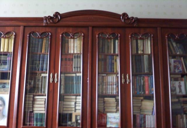 Книжный шкаф и письменный стол Москва