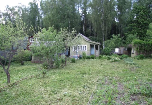 Продам участок 10 соток со строениями.23км.от Mкад Москва