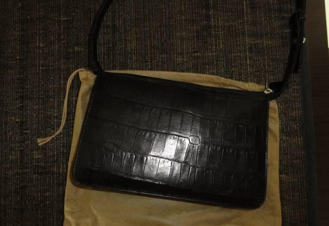 Новая вечерняя кожаная сумочка,Италия Москва