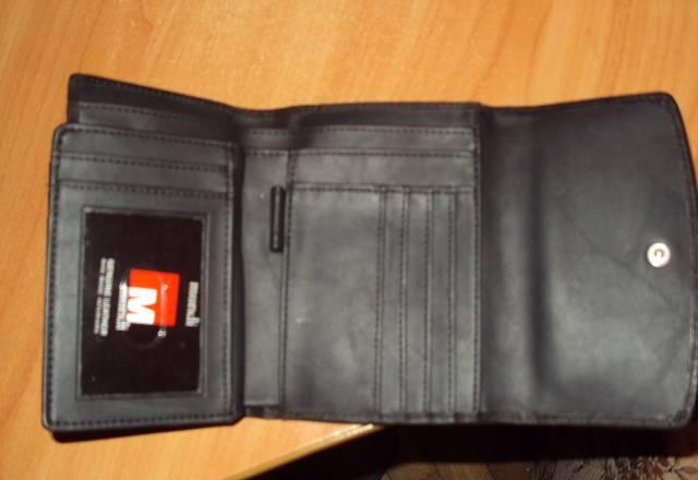 Женский кожаный кошелек фирмы Mundi Санкт-Петербург