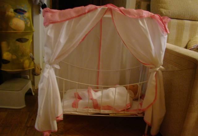 Кроватка для куклы Москва