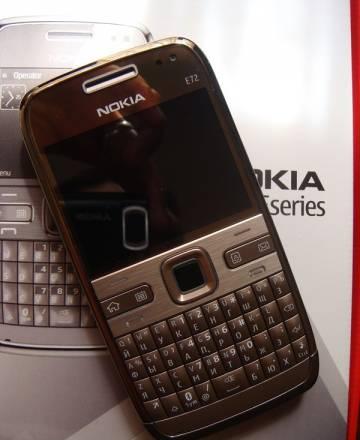 Nokia E72 (цвет-золото) Санкт-Петербург