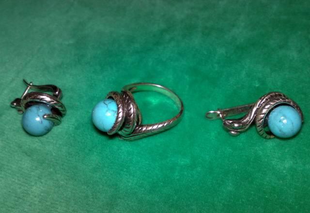 Комплект из серебра 925пр. и бирюзы Москва
