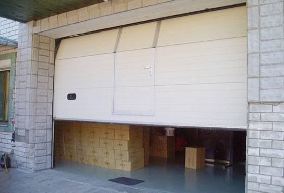 Секционные ворота Alutech б/у Москва