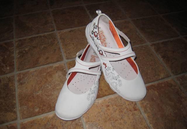 Балетки спортивного стиля (новые) Москва