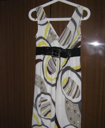 Отличное летнее платье-стрейч 46 р-р Санкт-Петербург