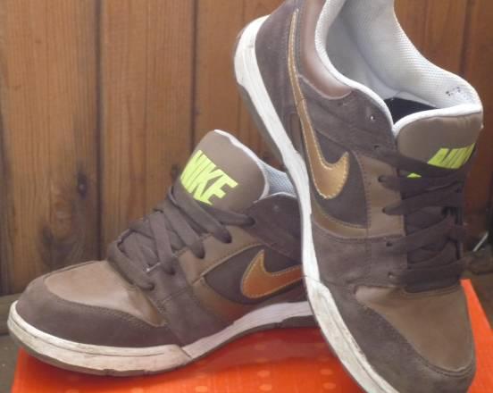 Концептуальные кроссовки Nike Москва