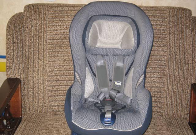 Автокресло chicco 9-18кг Санкт-Петербург