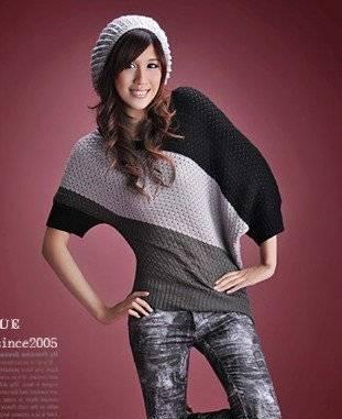 Кофта  с эффектом приспущенного рукава. Новая Санкт-Петербург