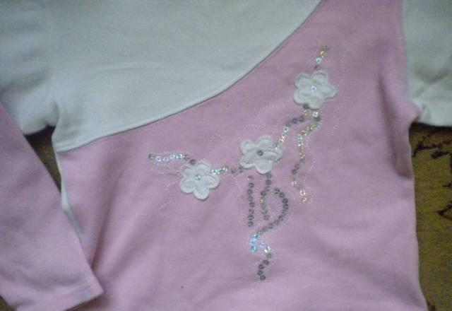 Толстовка (изнутри байка) Белая с розовым х/б Москва