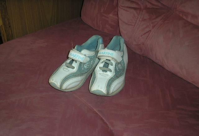 Кроссовки летние Москва