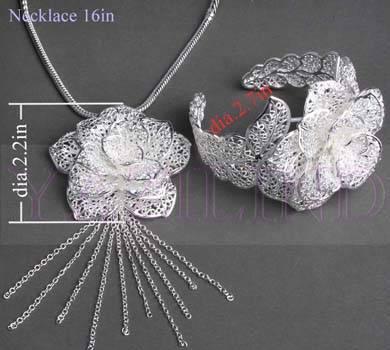 Комплект из серебра 925 пробы Санкт-Петербург