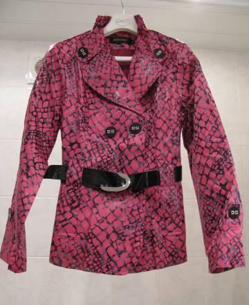 Симпотичный плащ Москва