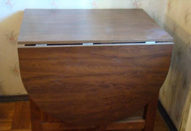 Стол книжка Санкт-Петербург