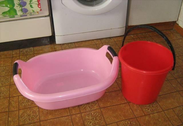 Тазик, ведро, совок с щеткой Москва