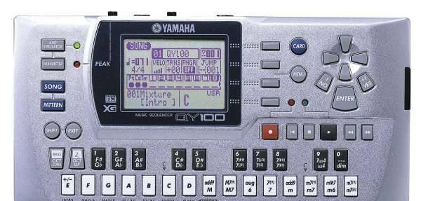 YAMAHA QY-100 модуль самоиграйка-секвенсор + карта 128 Mb Москва