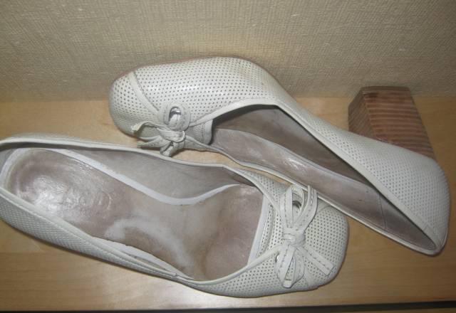 Туфли на выбор  39 Москва