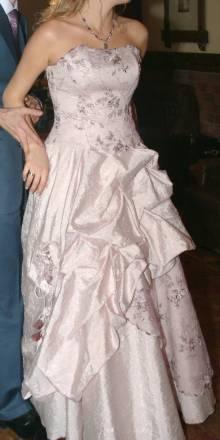 Шикарное свадебное платье 46-48 и украшения Москва