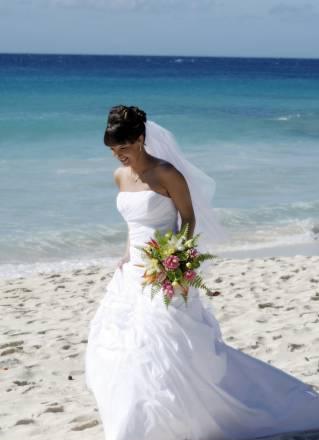 Стильное немецкое свадебное платье Agnes Санкт-Петербург