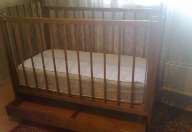 Детская кроватка с ящиком для белья Москва